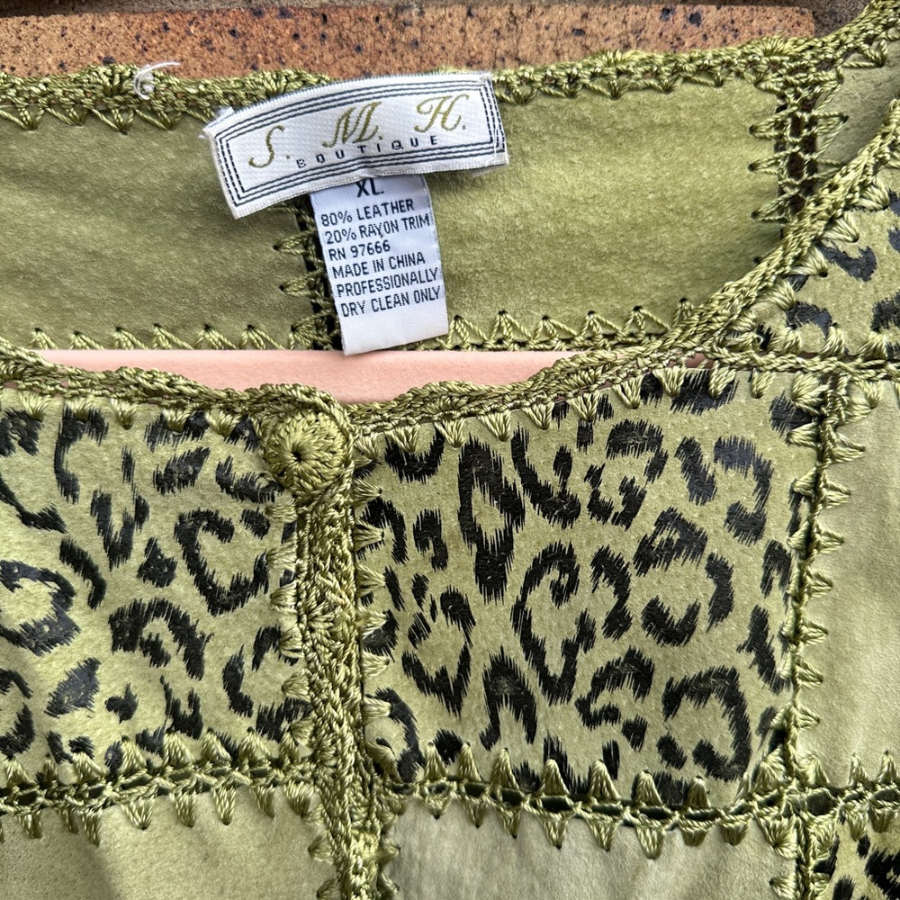Patchwork Green Jacket With Animal Print - image 4